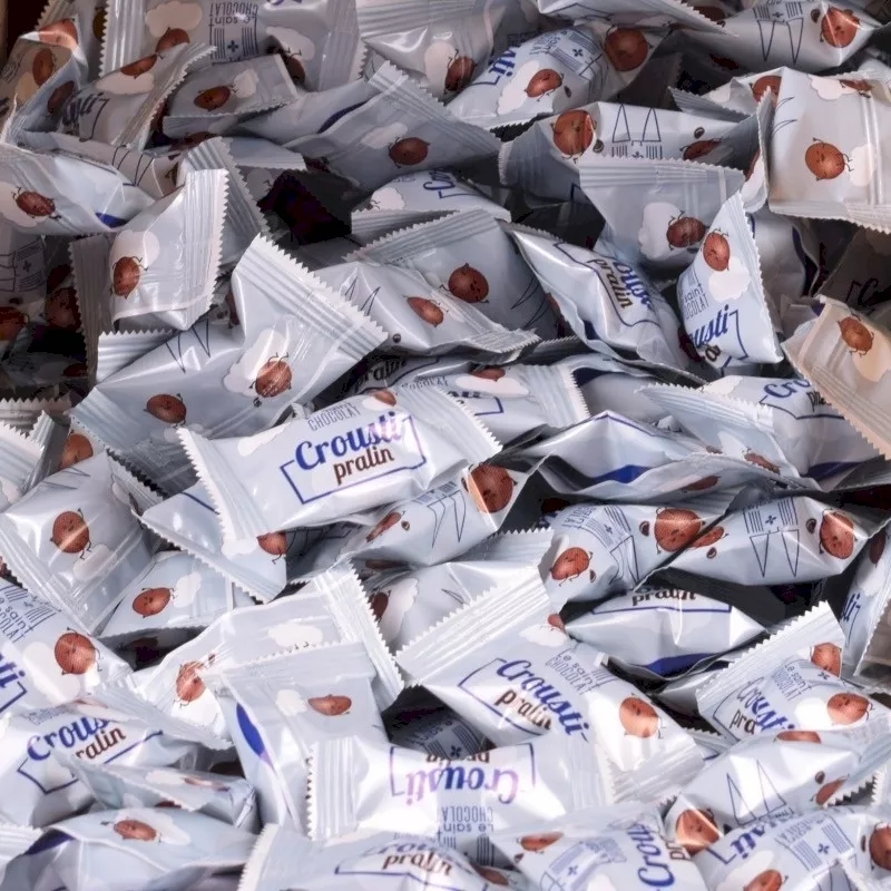 Crousti pralin : billes soufflées enrobées de chocolat 