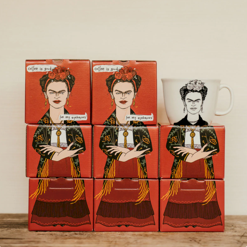 La Peintre aux Fleurs