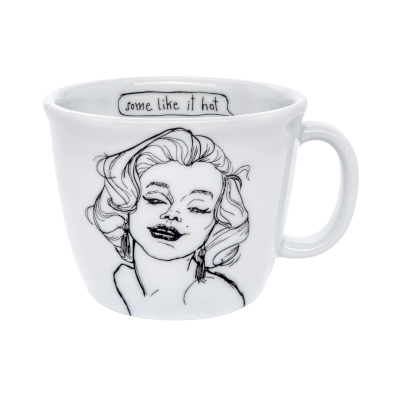 La Blonde Éternelle